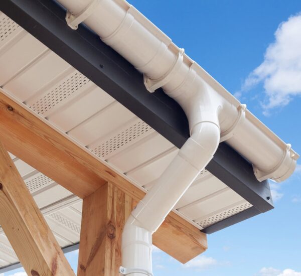 5 Reasons Why Zinc is the Perfect Material for Roof Drainage Systems