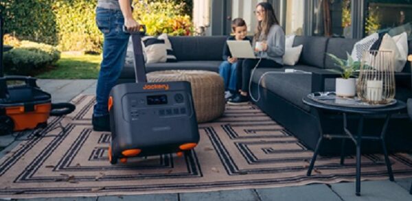 The Importance of Design in Home Solar Generators: Featuring the Jackery Solar Generator 3000 Pro